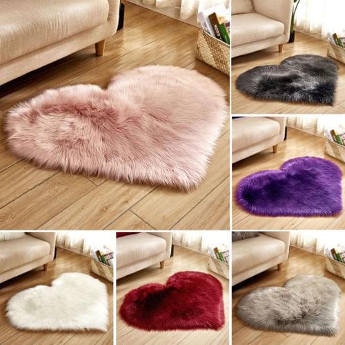 2020 New Hot Fashion Heart Shaped Fluffy Rug Shaggy Floor Mat Soft Faux Fur Home Bedroom Pure Color Hairy Carpet