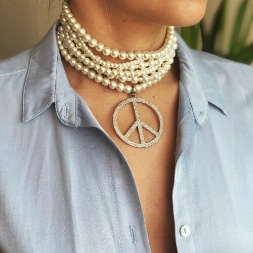 GULCE DERELI, PEACE SYMBOL CHARM, CHARM NECKLACE, WHITE PEARL CHOKER NECKLACE, GIFT BOX, GOLD/SILVER PLATED