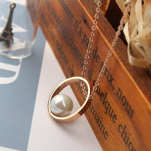 Alloy Necklace Long Chain Necklace For Women Fashion Neck Jewelry Decorations Accessories Party Gift for Women Pearls Necklace