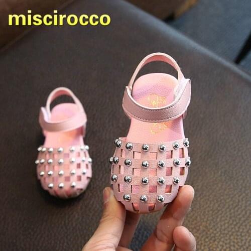 0-3 Baby Girl Shoes Female Baby Sandals Princess Soft Bottom Children Flat Heels Rivets Cute Punk Fation