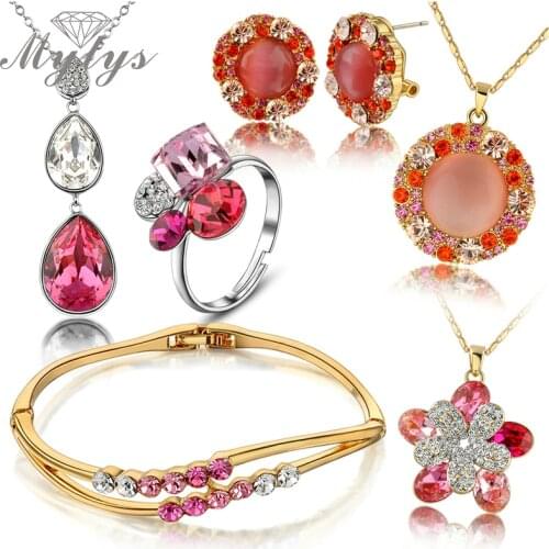 Mytys Full Jewelry Sets Crystal Pendant 3 Necklace 1 Bangle 1 Ring and 1Pair Earrings Romantic Jewelry Sets for Women N415