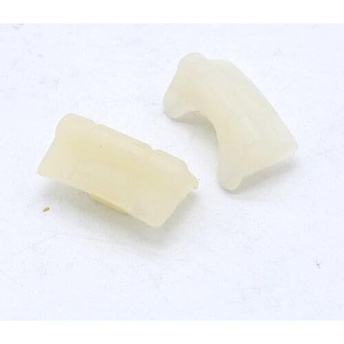 2 Pieces Seat Runner Guide Clips Direct Replaces for VW Golf 435881203A ,Compact Size