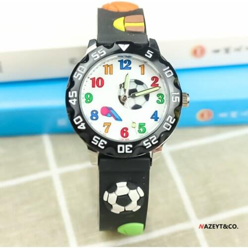 Newfashionchildren3dsiliconefootballquartzwristwatchlittleboysgirlssportswatchkidsluminoushandscartoongiftclock