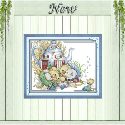 The mouse family cute cartoon Counted Printed on canvas DMC 11CT 14CT chinese Cross Stitch kits Needlework Sets embroidery Decor