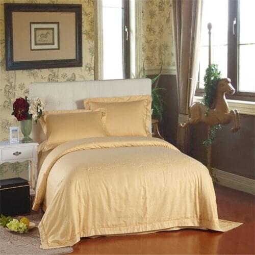 The Glden Stylel Stain Embroider Queen/Full Thick Bedding Set Covers Set