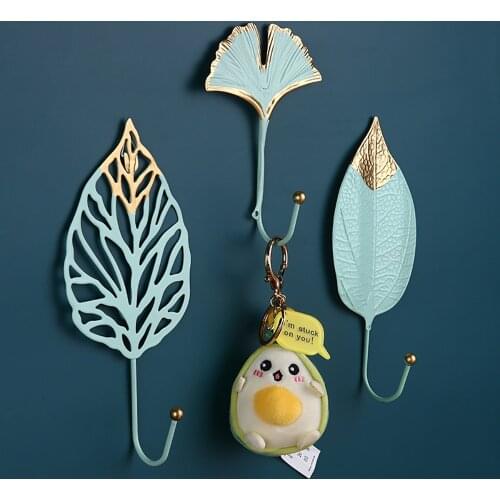 Golden/Green Metal Iron Leaf Shape Hook Door Wall Wardrobe Clothes Bag Key Scarf Hanger Creative Mini Hook Coat Hook Decorative