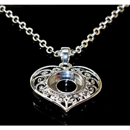 Interchange Diy Snap Button Hollow Filigree Vintage Retro Heart Pendant Necklace For Kameleon Jewelry