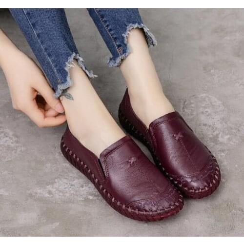 Women Shoes classic Loafers Women Flats Genuine Leather Shoes Flat Women Soft bottom non-slip Bottom Ladies Shoes Large size