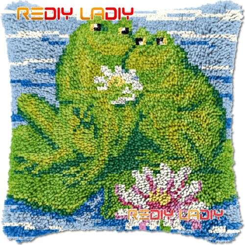 Latch Hook Cushion Two Frogs DIY Needlepoint Kits Chunky Acrylic Yarn Arts Crocheting Lofty Pillow Case Hobby & Crafts