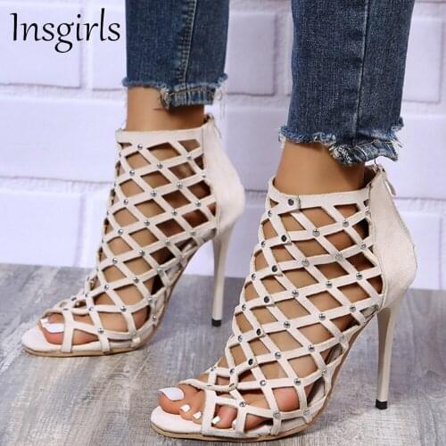 Womens New Ankle Boots 2021 Autumn British Style Round Toe Ladies Chunky Heel Street Shoes 43 Big Size Female Buckle Shoes