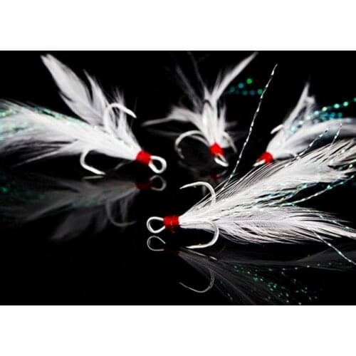 DYGYGYFZ 5pcs/set New Fishing Triple Hook Circle with Feather Treble Strong Fish Hooks Trough Hook Fishhook with Sequins