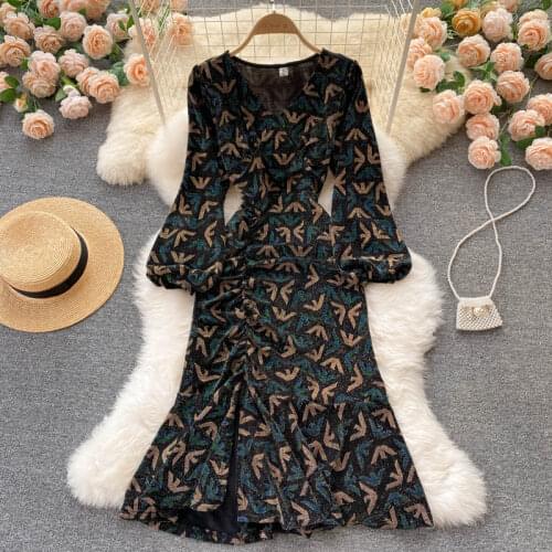 Gao Leng Yujie Style Dress Autumn Winter Goddess Fan Temperament V-Neck Sexy Pleated Dresses Length Ruffled High Waist A-Line