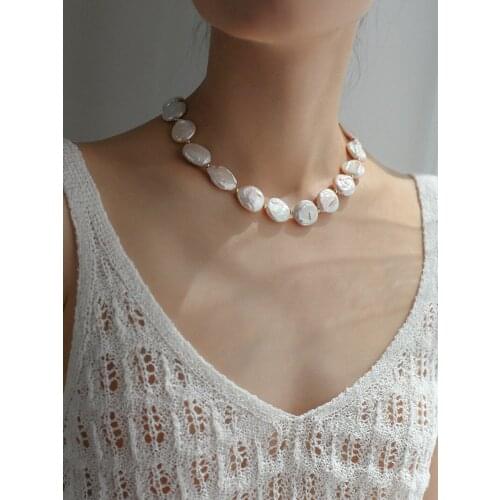 Women Jewelry Brass With 18K Gold Real Natural Baroque Pearl Choker Necklaces Runway T Show Party Gown Gothic Japan Korean