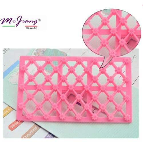 Mini Cute Flower Biscuit Cookie Cutter Cake Mold Fondant Cake Decorating Tools Plaid Shape Press Sugar Paste DIY Baking B996