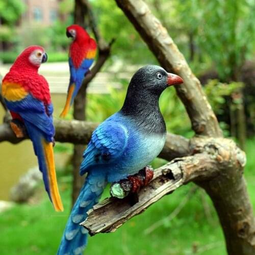 Idyllic Outdoor Simulation Animal Bird Parrot Magpie Tree Pendant Garden Courtyard Landscape Resin Bird Pendant Home Decoration