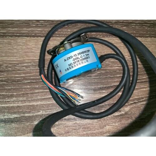Changchun Yu Heng Encoder A-ZKD-12-250BM/2P-G05L-C Changchun, a light servo motor encoder new original