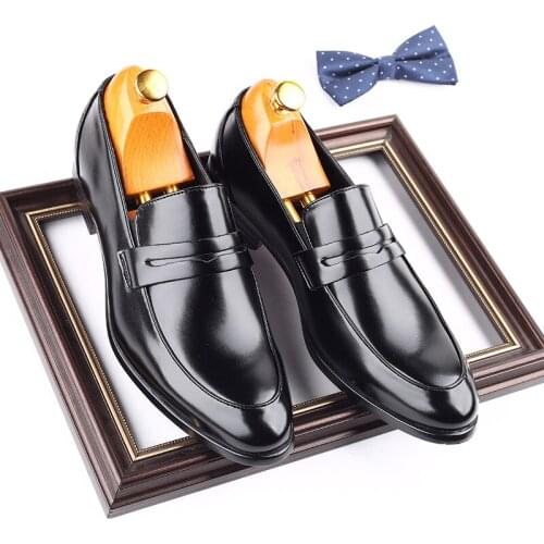 2021 New British Mens Business Formal Leather Shoes Mens Fashion Personality Casual Lazy Wear-resisting Solid Color Mens Shoe