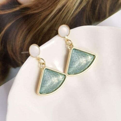 Korean Fashion Acrylic Drop Earrings For Women Triangle Geometric Long Dangle Earrings 2021 kolczyki Female Jewelry Wholesale
