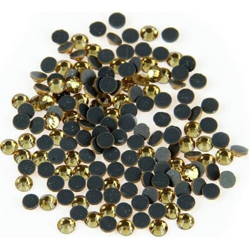 2019 New Design Lt Topaz SS30 Hot Fix Rhinestone 40Gross Iron On Crystals Hotfix Rhinestones Solid Base And Heat Test