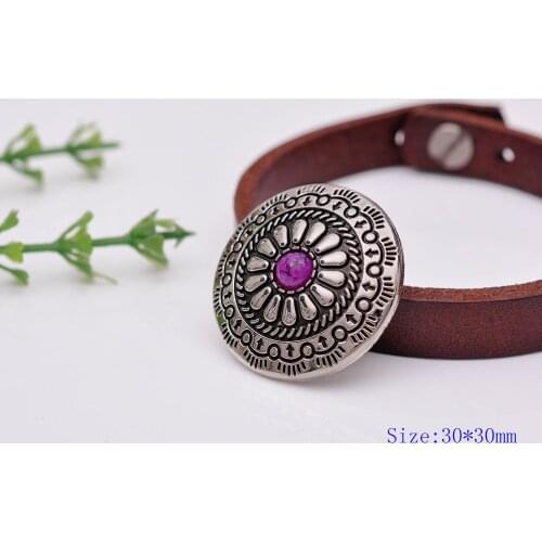 10pcs 30X30mm Antique Silver Tribal PURPLE Bead Flower Leathercraft Saddles Conchos