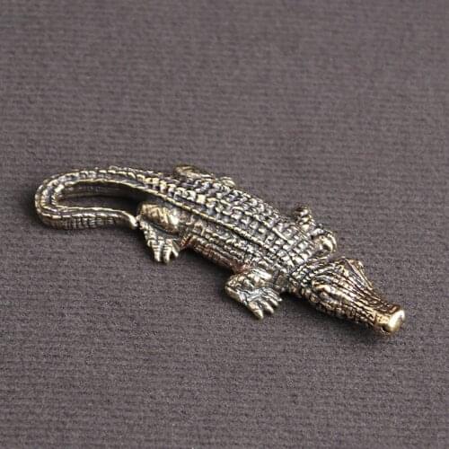 Vintage solid Brass crocodile craft personalized Keychain Pendant desktop ornament Miniature Fitting Key chain decoration p2200