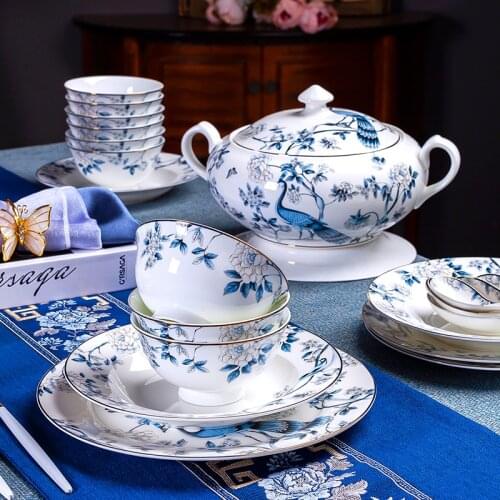 Guci Christmas Wedding limited set of dishes and chopsticks combination of European bone china tableware bowls and plates Chines