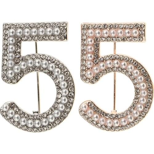 Luxury Number 5 Pin Number Brooches Jewelry Letter 5 Full Crystal Rhinestone Brooch Pins for Women Party Gift
