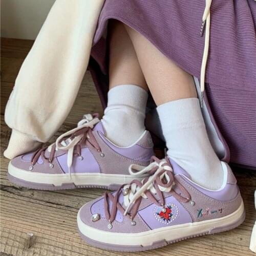 New Autumn College Student Vulcanize Shoes Womens Sports Shoes Platform Kawaii Vintage Pearl Casual Sneakers