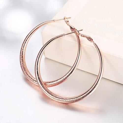 Big Circle Earrings Rose Gold Color Pitted Geometric Round Hoop Earrings For Women New Earing Gold Silver Plated Earings Jewelry