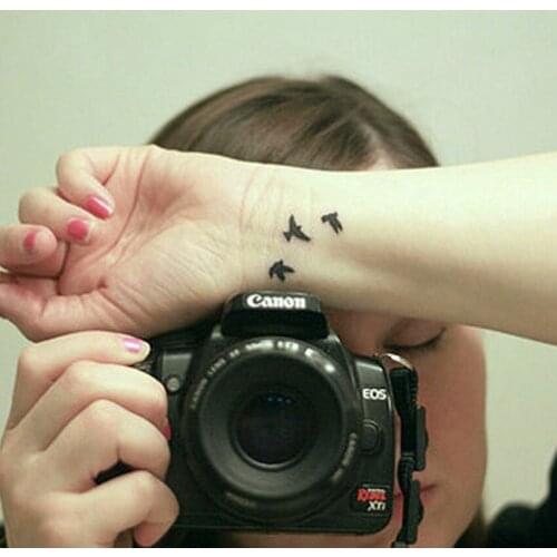 New Hot Women Sexy Finger Wrist Flash Fake Tattoo Stickers Liberty Small Birds Fly Design Waterproof Temporary Sticker