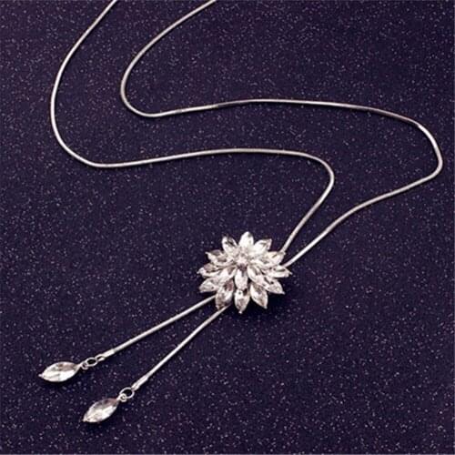 Snowflake Long Necklace Sweater Chain Fashion Fine Metal Chain Crystal Rhinestone Flower Pendant Necklace