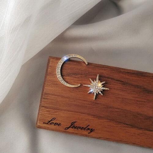 Simple Women Star Moon Earring Metal Party Pretty crystal fashion surprise Earrings