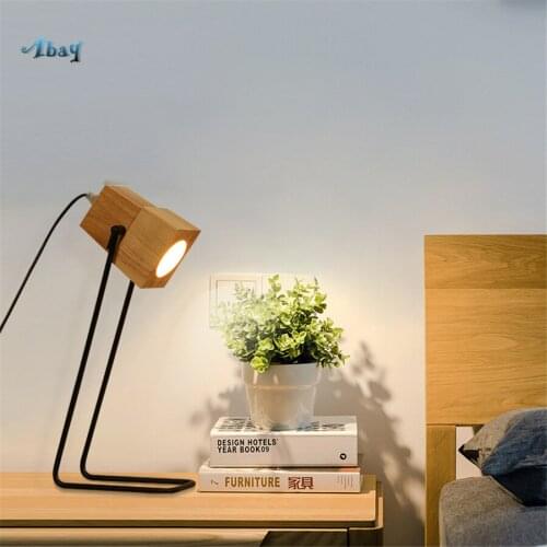 Creative Wooden Table Lamp Modern Design Lamp for Reading Style Desk Lighting University Dormitories Bedside Table Light Fixture