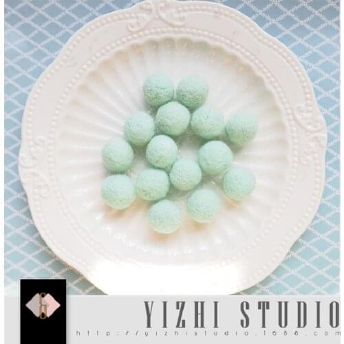 10pcs /lot 2cm Wool Felt Balls Round Wool Felt Balls Pom Poms Mixed color wholesale 18 Colors