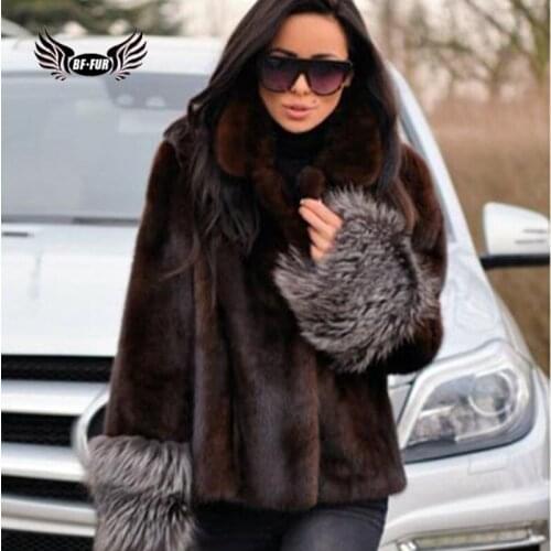 BFFUR 2020 Fashion Genuine Natural Mink Fur Coat Women Winter Short Outerwear Whole Skin Real Mink Fur Jacket With Fox Fur Cuff