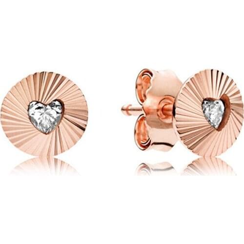 925 Sterling Silver Heart-shaped Pan Earrings Female New Retro Small Shell Love Earrings Simple Fashion Earrings Female