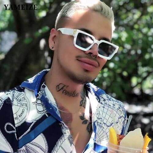 YAMEIZE Fashion Square Sunglasses Women Luxury Designer Vintage Classic Rivet Steampunk Sun Glasses Female Male Eyewear Gafas UV