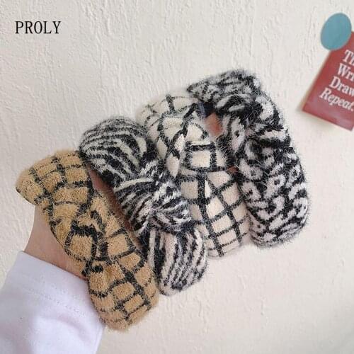 PROLY New Fashion Women Headwear Warm Plush Leopard Hairband Winter Soft Center Knot Headwear Vintage Plaid Hair Accessories