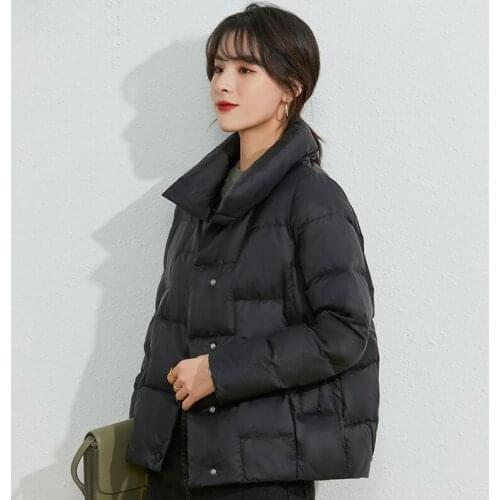 Women Light White Duck Down Coat 2021 New Fashion Winter Short Female Puffer Jacket Loose Causal Solid Stand Collar Lady Outwear