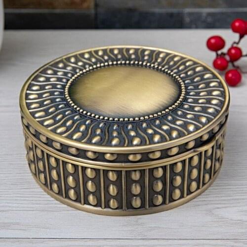 Vintage Bronze Color Round Metal Box Jewelry Bracelet Bangle Storage Gift Box Organizer Makeup Storage Case