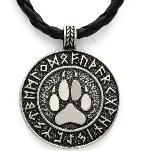 Retro Nordic mythology Vikings Celtic knot bear paw print pattern round pendant necklace religious belief amulet jewelry