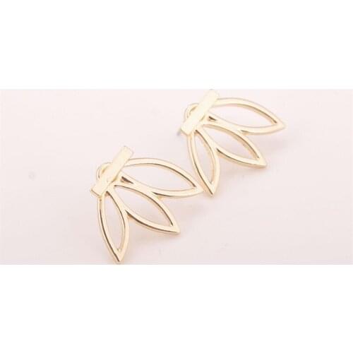 New Fashion Personality Simple Jewelry Hollow Lotus Earrings Bar Earring studs Lotus Shaped Earring For women