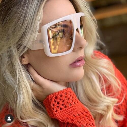 QPeClou 2020 New Fashion Big Frame Beige Sunglasses Women Brand Designer Oversized Square Goggles Female Plastic Driving Shades