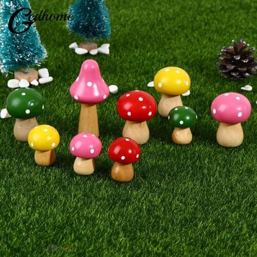 3pcs/set Cute Solid Wood Mushroom Ornaments Mini Mushroom DIY Craft Home Garden or Miniature Potted Plants Decoration