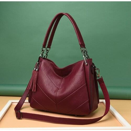 2021 New Luxury women bag Designer Fashion tassel Leather Handbags Famous messenger bag High Quality Shoulder Messenger Bag