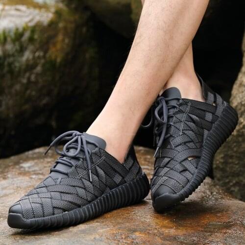 2020 Hot High Quality Mens Casual Shoes Couple summer breathable knitted shoes fashion handmade shoes
