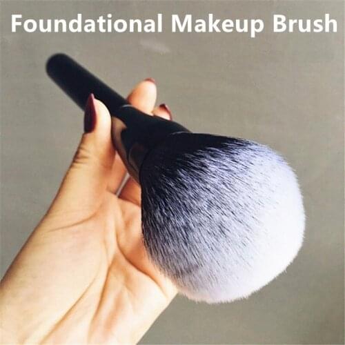 2021 New Foundational Makeup Brush Beautiful Cosmetics Brush Soft Powder Brush Large Blush Universal Cosmetic Makeup Brush