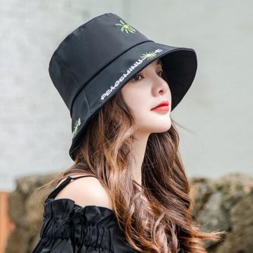 2020 New Cotton Hat Female Summer Shade Sunscreen Outdoor Travel Leisure Fashion Embroidery Daisy Fisherman Hat Sun Hat