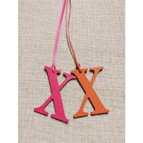 X English Letter Key Chain Leather Material Keychains Classic Hollow-Out Bag Pendant Key Ring Name Design Car Hang Accessories