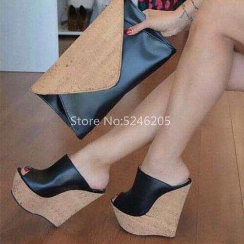 Ballengary Women's Sandals